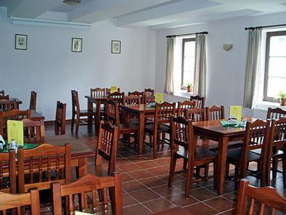 Restaurace A Penzion Ceska Hospoda Hermanice  Ngoại thất bức ảnh
